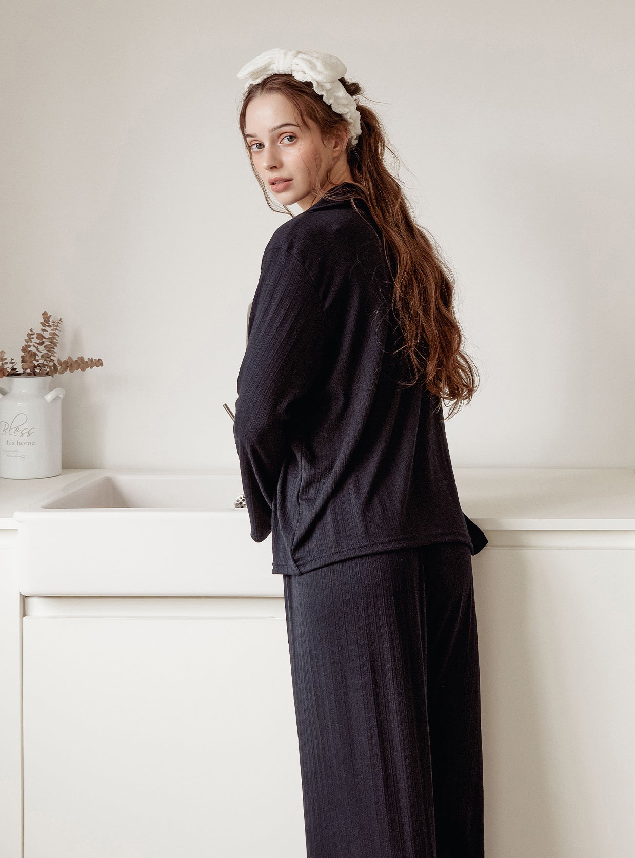Amanda Span Long - Sleeve Notched Collar Pajama Set (2 Colors) - premium Korean sleepwear by LUNALUZ