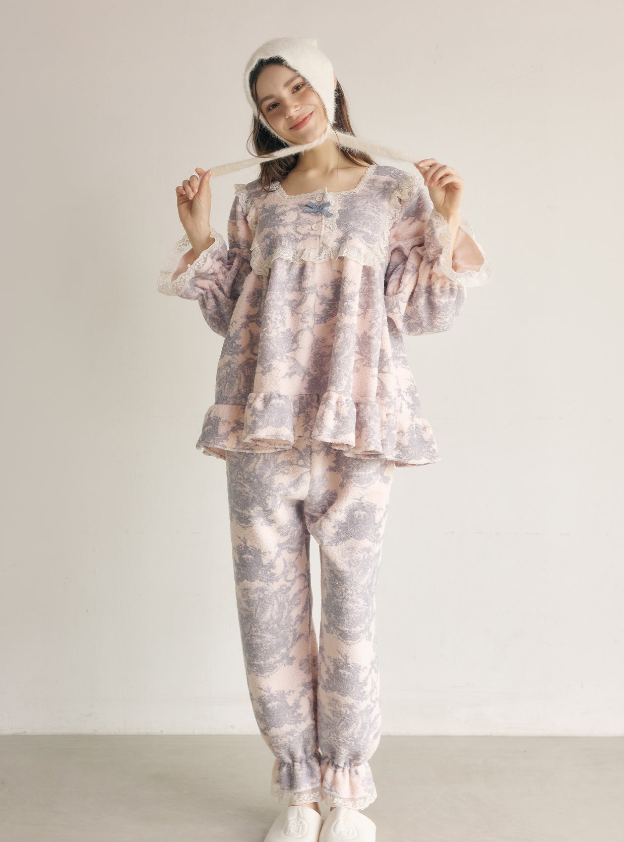 Villeroy Fleece Long - Sleeve Square - Neck Pajama Set - premium Korean sleepwear by LUNALUZ